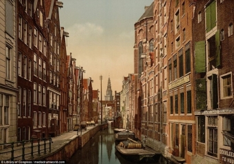Канал Колк в Амстердама.